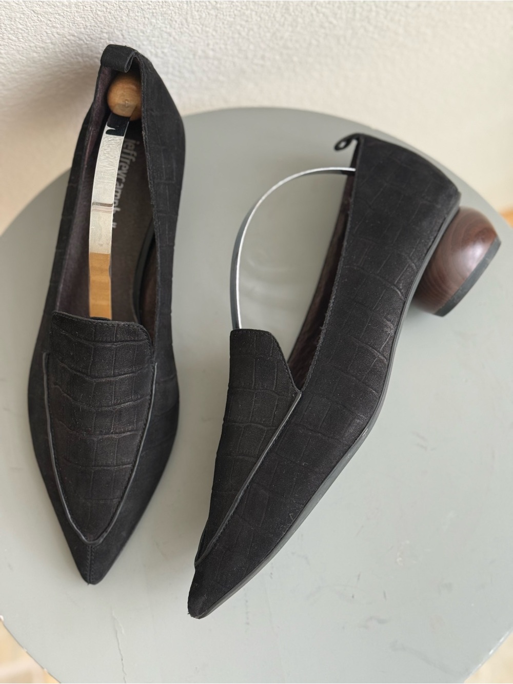 Jeffrey Campbell Viona Black Suede Leather Croc-Embossed Pointed Loafers Sz 7